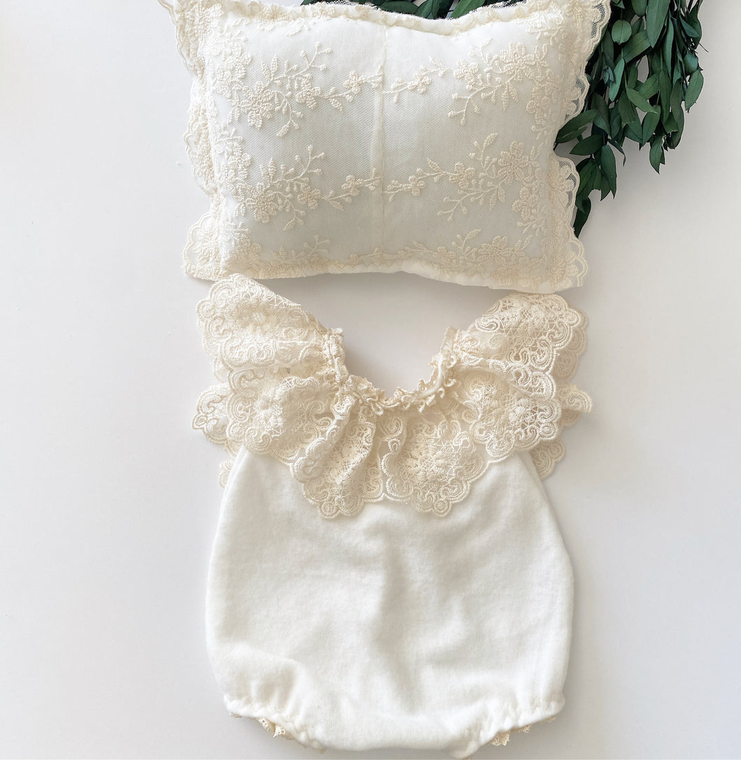 Barbara newborn romper and pillow set